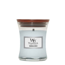 Load image into Gallery viewer, Woodwick Candle - Magnolia Birch (Medium)
