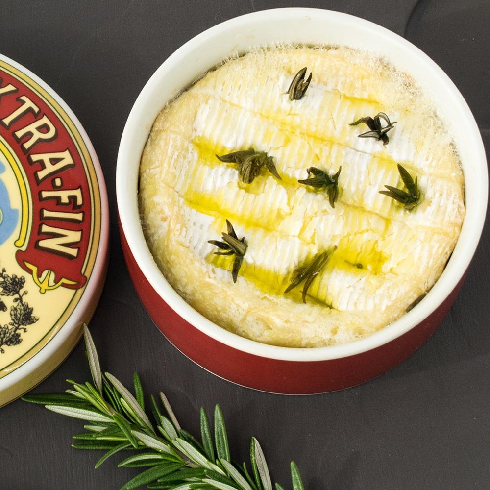 BIA: Camembert Cheese Keeper & Baker