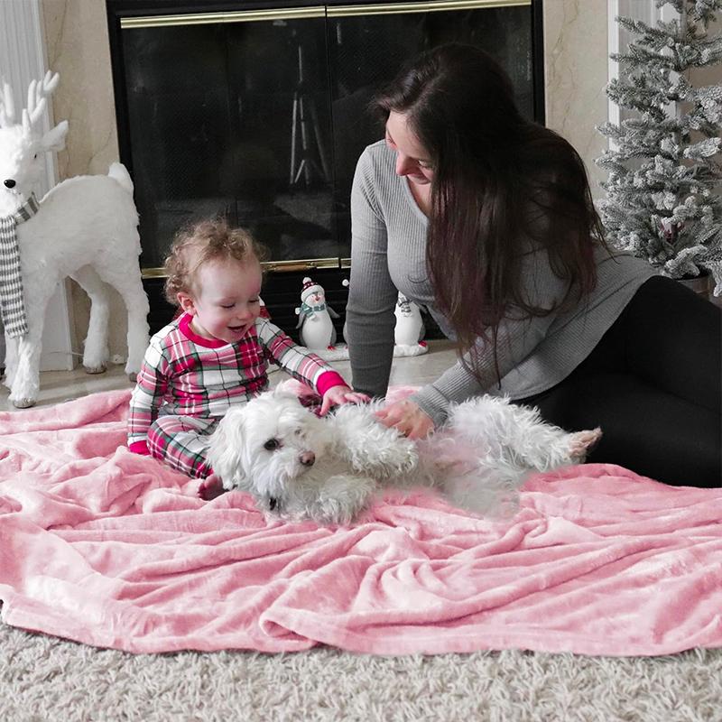 COMFEYA 180x200cm Ultra-Soft Fleece Blanket - Pink