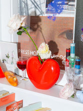 Load image into Gallery viewer, DOIY: Love Vase - Red