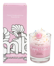 Load image into Gallery viewer, Bomb Cosmetics: Piped Candle - Ripple-licious