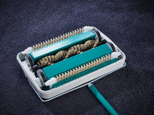 Load image into Gallery viewer, Leifheit: Carpet Sweeper Regulus (Turquoise)