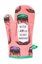 Load image into Gallery viewer, Blue Q: Oven Mitt - Secret Ingredient