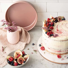 Load image into Gallery viewer, Wiltshire: Rose Gold Round Cake Pan (20cm)