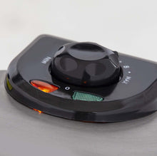 Load image into Gallery viewer, Davis &amp; Waddell: Electric Non-Stick Waffle Maker (25x20x11cm)
