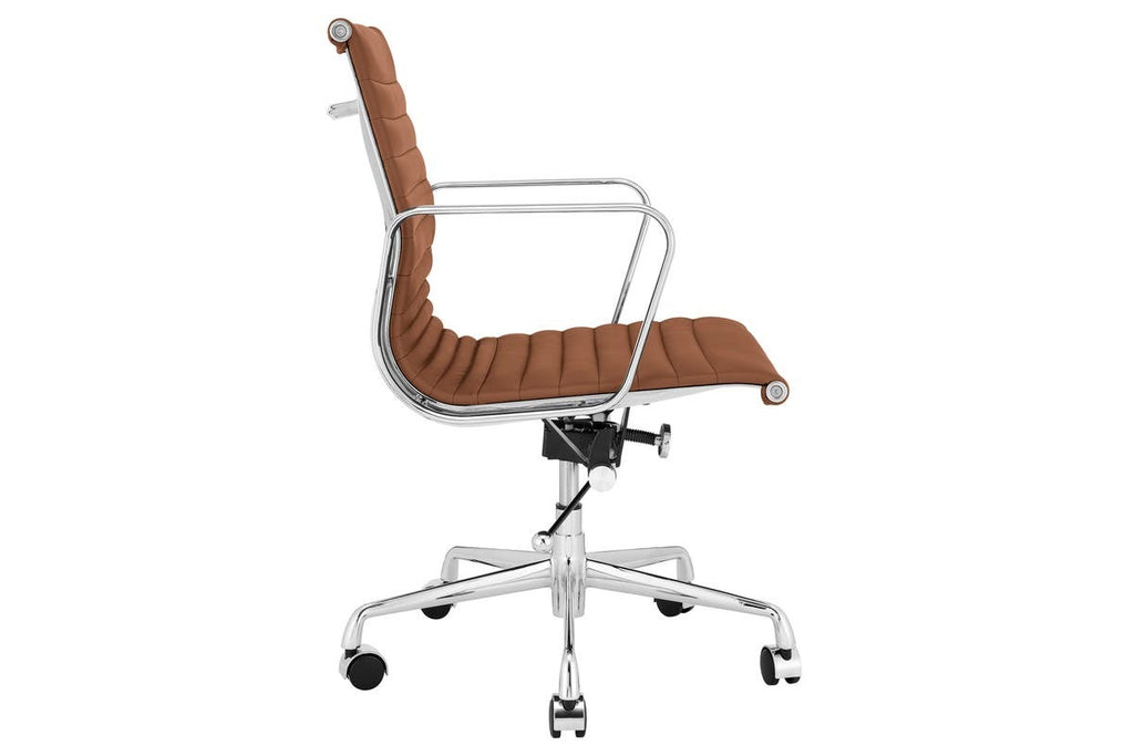 Matt Blatt: Replica Eames Group Standard Aluminium Low Back Office Chair (Tan)