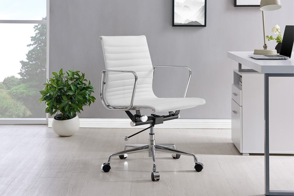 Matt Blatt Replica Eames Group Standard Aluminium Low Back Office Chair (White)
