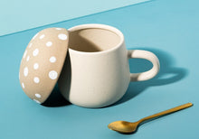 Load image into Gallery viewer, Sass &amp; Belle: Cream Mushroom Mug With Lid