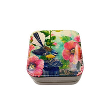 Load image into Gallery viewer, Fantail Jewellery Box - AM Trading