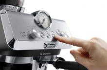 Load image into Gallery viewer, De&#39;Longhi: La Specialista Arte Manual Coffee Machine (Metal)