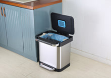 Load image into Gallery viewer, Fraser Country - 40L Trash Compactor Rubbish Bin - Silver