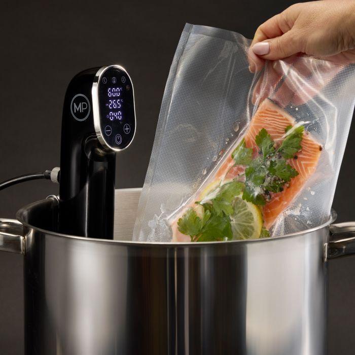 MasterPro: Digital Sous Vide Precision Cooker