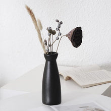 Load image into Gallery viewer, GREENYHAVEN Distressed Ceramic Vase - Black (Set of 3)