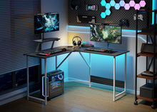 Load image into Gallery viewer, Fraser Country: 1200x450x730mm Corner Desk with USB Outlet