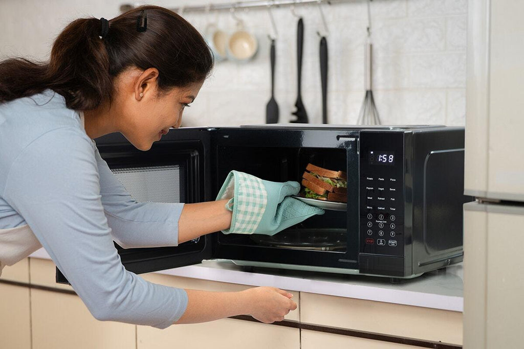 Kogan 25L Inverter Microwave Oven