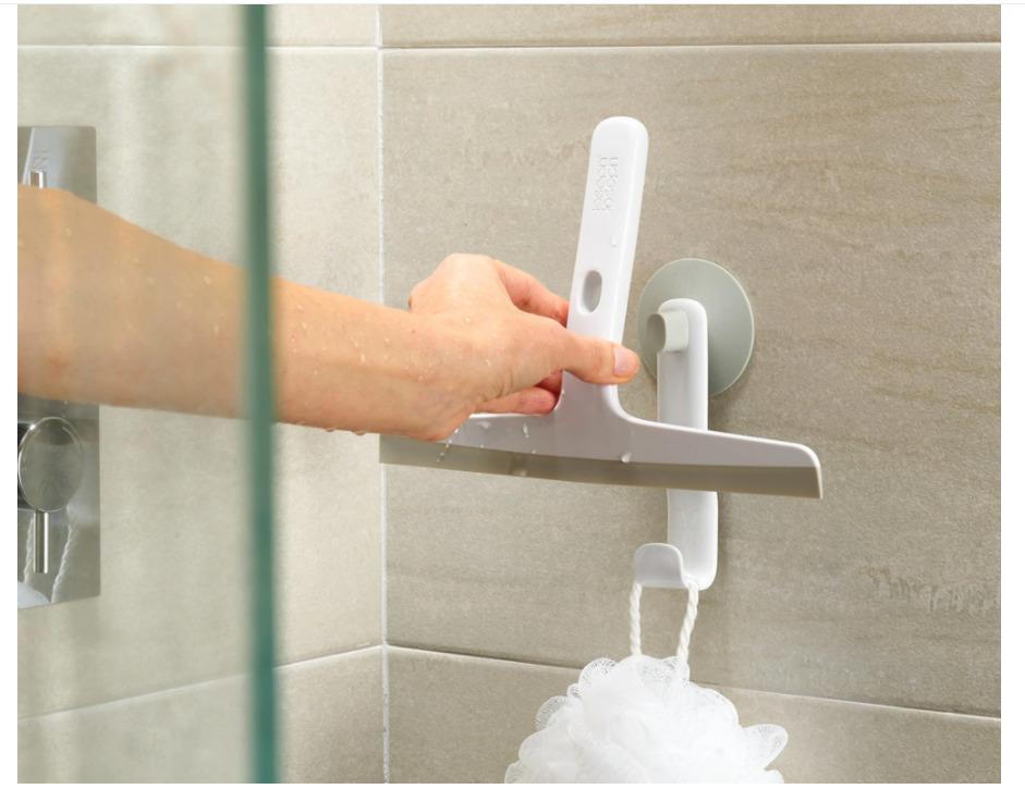 Joseph Joseph: EasyStore Slimline Shower Squeegee