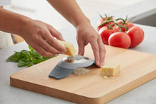 Load image into Gallery viewer, Grand Designs: Grate &amp; Crush - 2 in 1 Garlic Crusher