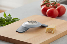 Load image into Gallery viewer, Grand Designs: Grate &amp; Crush - 2 in 1 Garlic Crusher