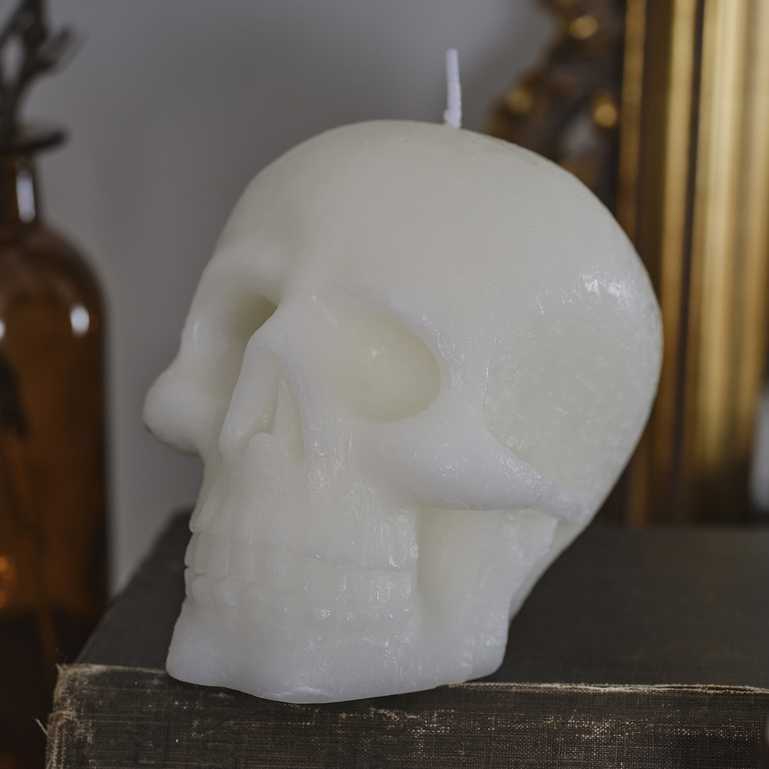 GingerRay: Skull Halloween Candle