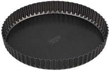 Load image into Gallery viewer, Maxwell &amp; Williams: BakerMaker Non-Stick Loose Base Round Tart/Quiche Pan (22.5cm)