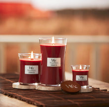 Load image into Gallery viewer, Woodwick Candle - Cinnamon Chai (Medium)