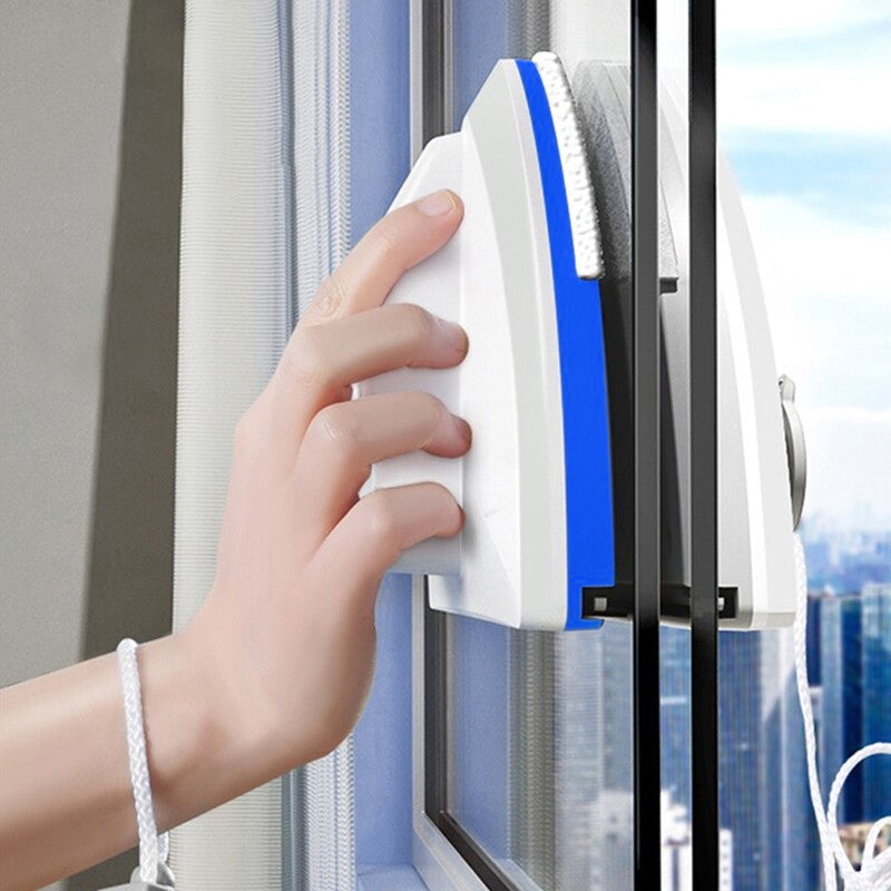 CLEANFOK Magnetic Window Cleaner with Water Tank