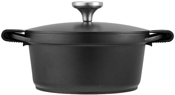 Maxwell & Williams: Agile Non-Stick Casserole Dish - Black (24cm)