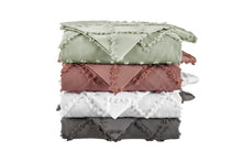 Load image into Gallery viewer, Ovela Tilly Tufted Quilt Cover Set (Desert Sand, Queen)