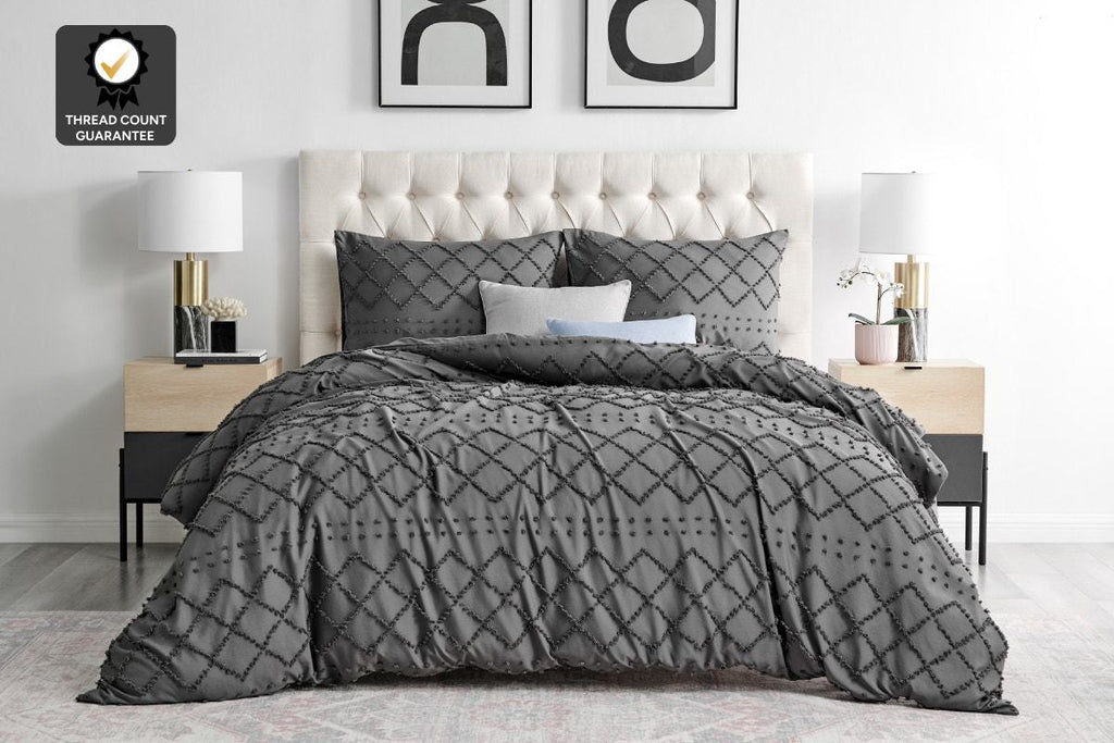 Ovela Tilly Tufted Quilt Cover Set (Castlerock, Queen)