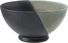 Load image into Gallery viewer, Maxwell &amp; Williams: Umi Footed Bowl (25x4.5cm)