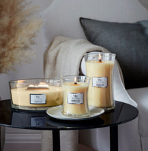 Load image into Gallery viewer, WoodWick: Hourglass Candle - Lemongrass &amp; Lily (Large)