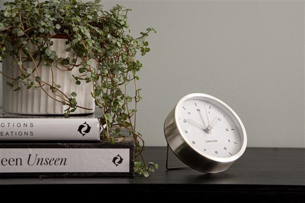 Karlsson: Tinge Alarm Clock - Silver/White