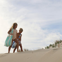 Load image into Gallery viewer, Sunnylife: 2-in-1 Beach Towel &amp; Tote Bag - Rio Sun