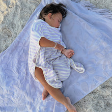 Load image into Gallery viewer, Sunnylife: Kids Character Hooded Towel - Princess Swan Soft Lilac