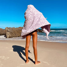 Load image into Gallery viewer, Sunnylife: Luxe Towel - Rio Sun Pastel Lilac