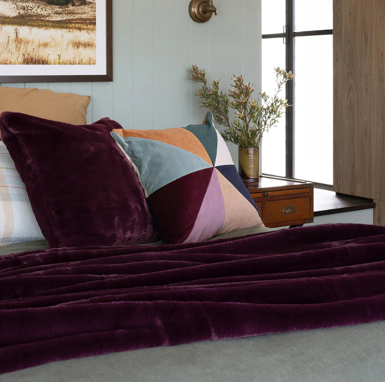 Bambury: Frida Faux Fur Throw - Plum