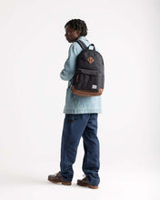 Load image into Gallery viewer, Herschel: Heritage Backpack - Black/Tan (24L) - Herschel Supply Co.