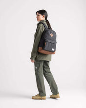 Load image into Gallery viewer, Herschel: Heritage Backpack - Trekking Grenn/Tan (24L) - Herschel Supply Co.