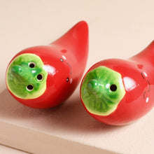 Load image into Gallery viewer, Sass &amp; Belle: Chilli Salt &amp; Pepper Set