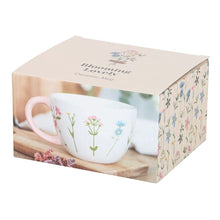 Load image into Gallery viewer, Blooming Lovely Floral Mug (550ml)