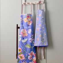 Load image into Gallery viewer, Maxwell &amp; Williams: Affection Mum &amp; Me Apron (Set of 2)