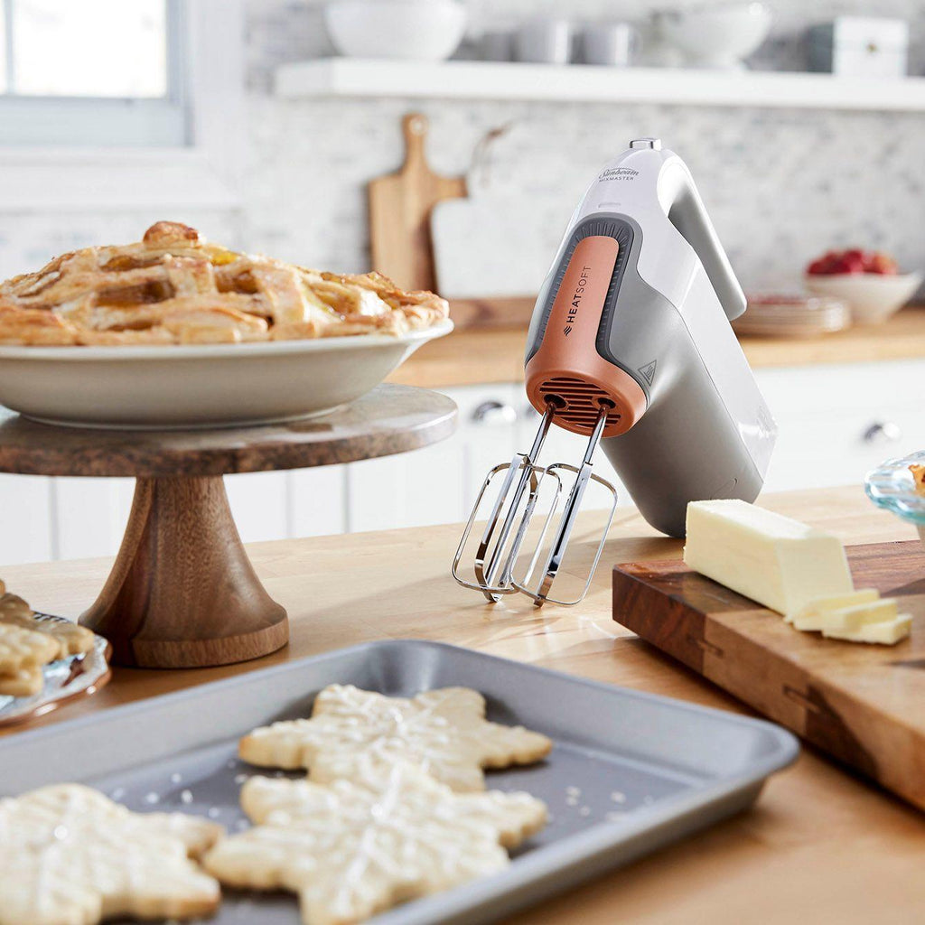 Sunbeam: Heat Soft Technology Hand Mixer