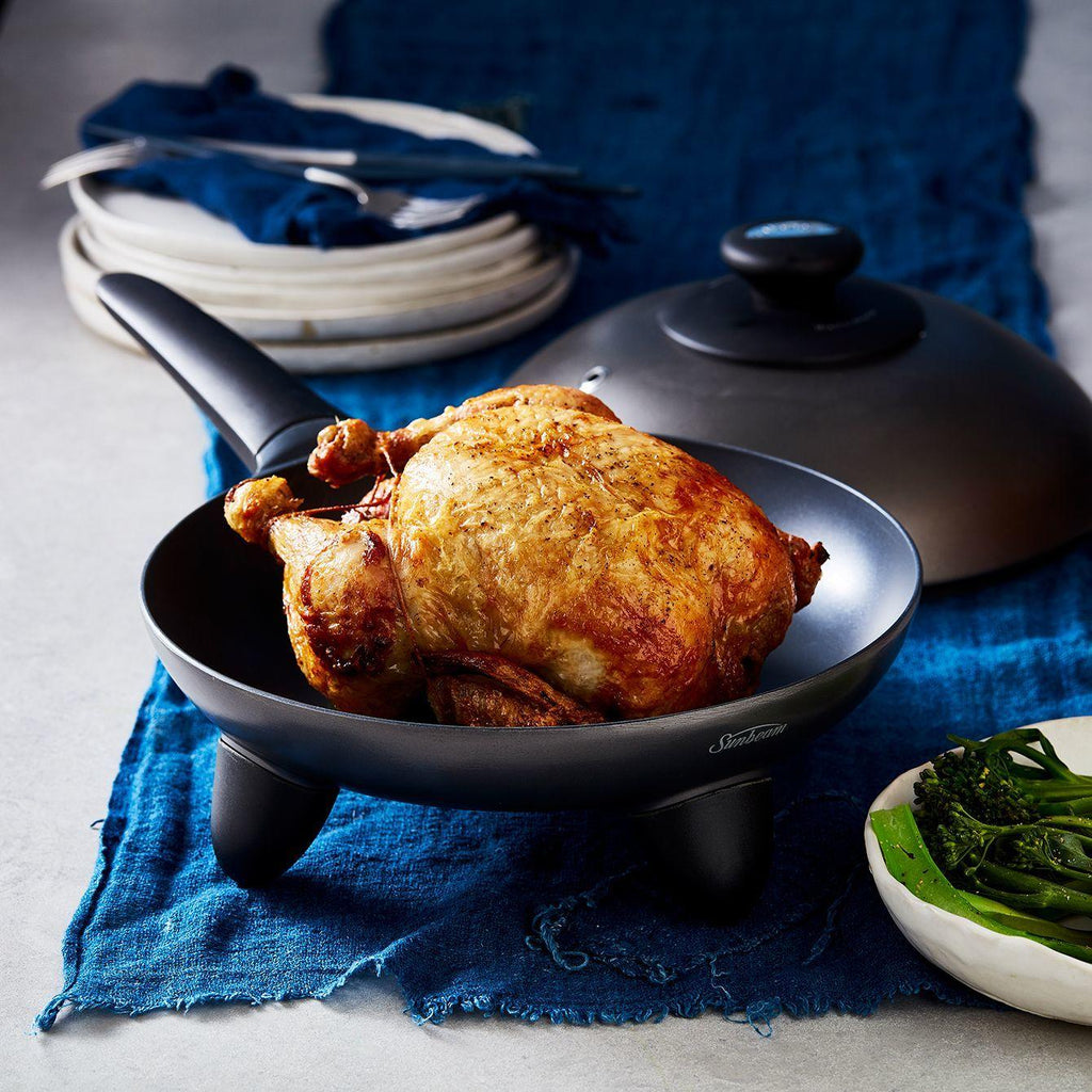 Sunbeam: DiamondForce 25cm Skillet With Aluminum Lid