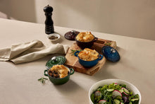 Load image into Gallery viewer, Maxwell &amp; Williams: Cast Iron Braiser - Merlot (27cm/3.3L)