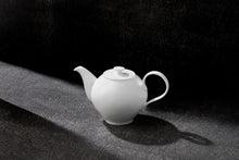 Load image into Gallery viewer, Maxwell &amp; Williams: Cashmere Round Teapot (1L)
