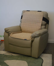 Load image into Gallery viewer, Brolly Sheets: Recliner Protector - Black