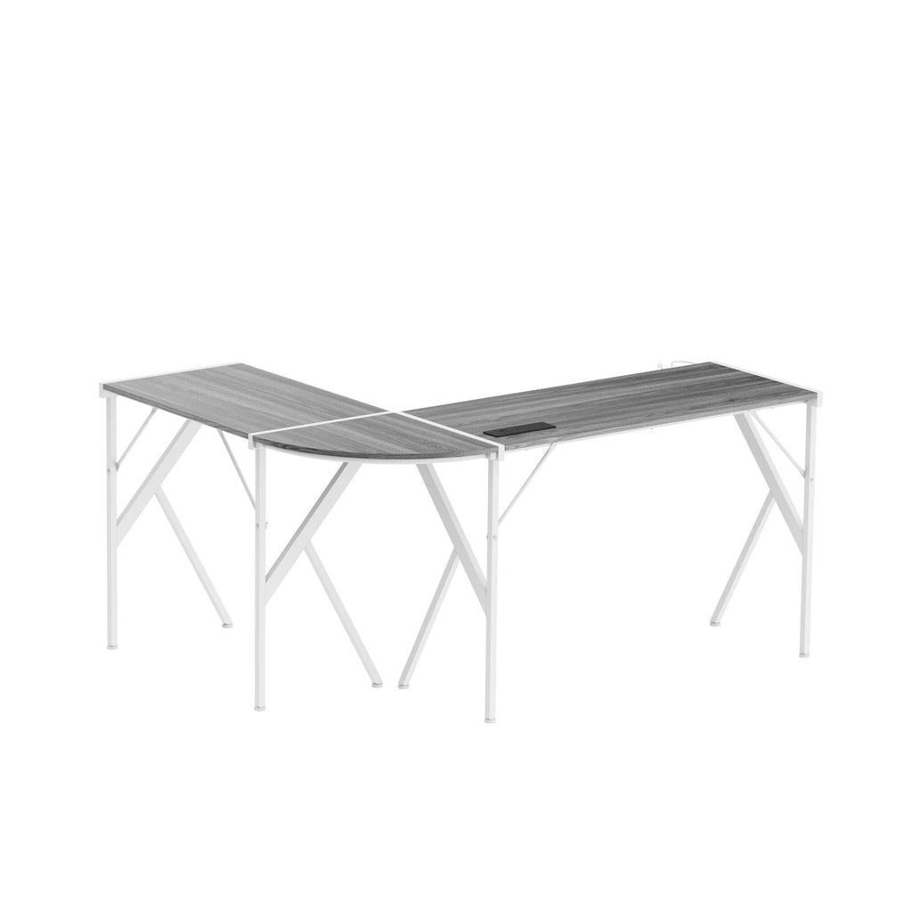 Fraser Country: 1540x1170x740mm Corner Desk with USB Outlet