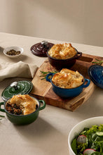 Load image into Gallery viewer, Maxwell &amp; Williams: Cast Iron Braiser - Merlot (27cm/3.3L)