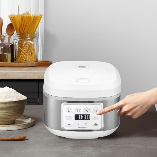 Panasonic: Rice Cooker 1.5L - White (SR-DA152WST)