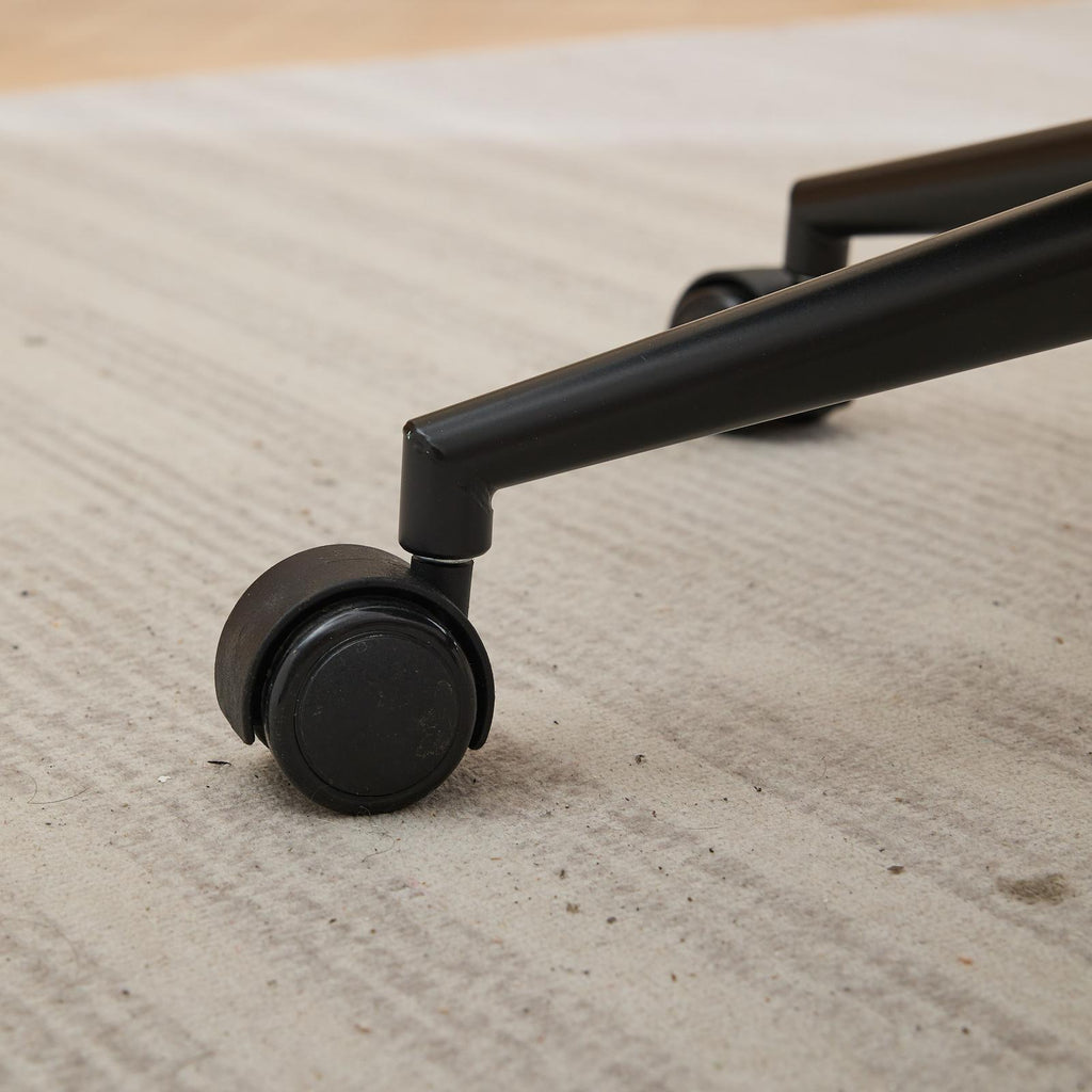 Gorilla Office: Bridget Velvet Chair Grey